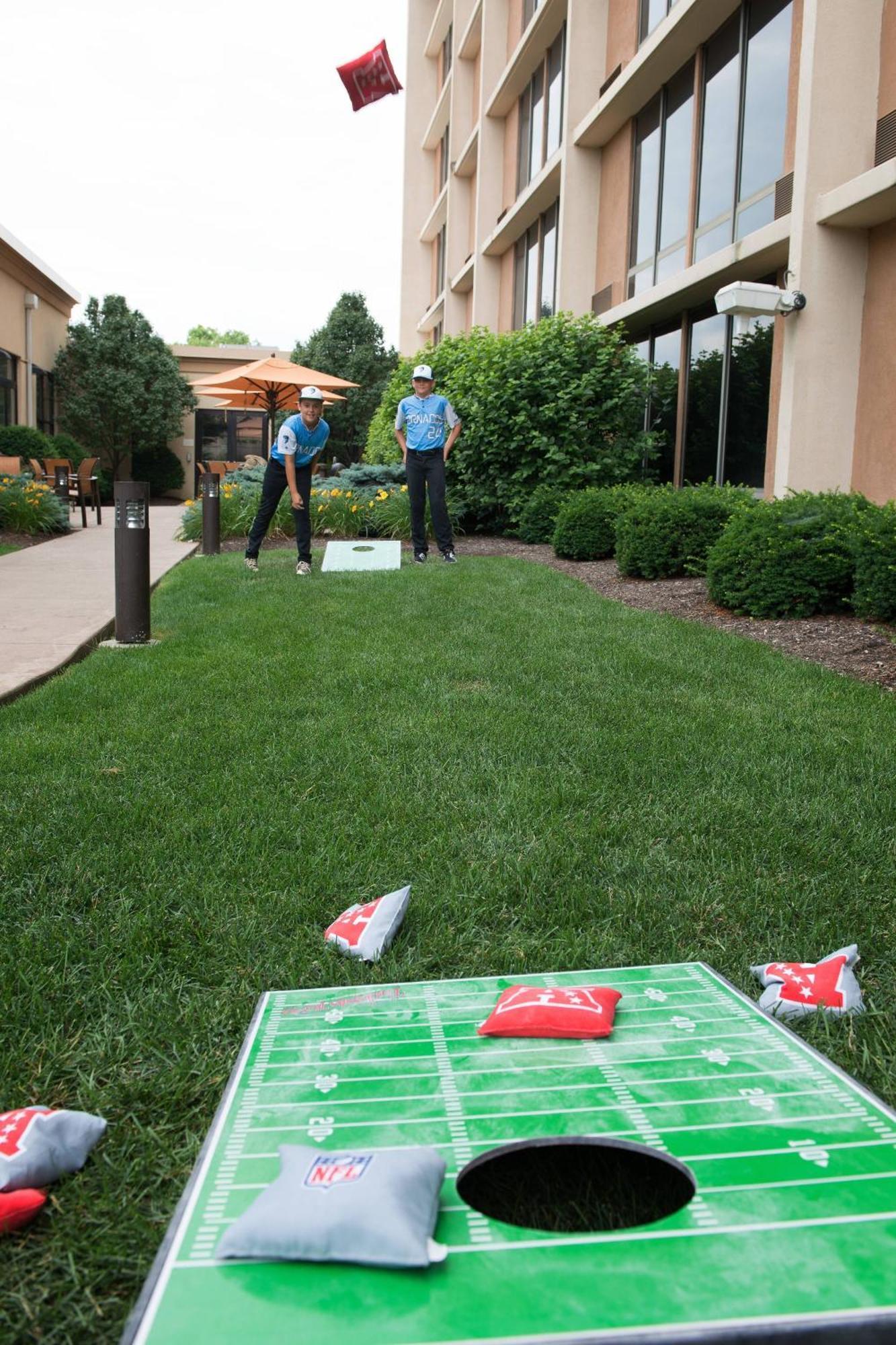 Courtyard By Marriott Canton Hotel North Canton Exterior photo